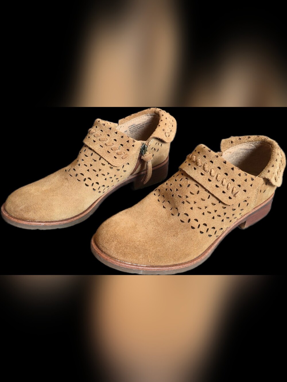 Sofft Bristow Tan Suede Laser Cut Ankle Booties Size 6M - Picture 5 of 16
